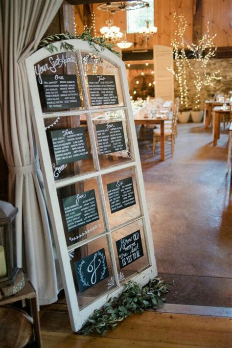25 Sweet and Romantic Rustic Barn Wedding Decoration Ideas