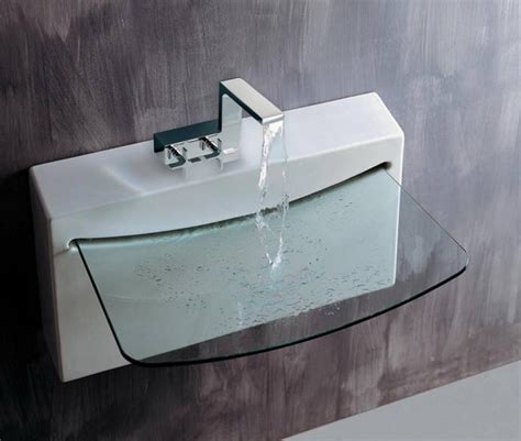 Choosing Right Variety Of Sinks For Small Bathroom