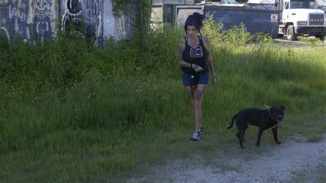 Black Gets Ready For Her Close Up Pit Bulls And Parolees Animal Planet