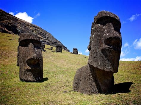 Die rapa nui is die inheemse polinesiese bewoners van paaseiland in die stille oseaan. 9 things you can only do on Easter Island - Matador Network