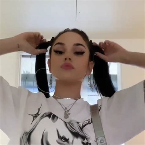 Maggie Lindemann Hair And Makeup Image 8219770 On