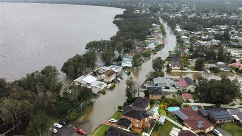 Singleton On Alert As Hunter River Continues To Rise Central Coast