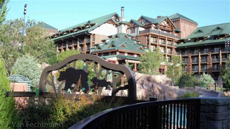 Touringplanstv Disneys Wilderness Lodge Resort Video Touringplans