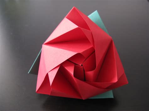Origami A Week Week 19 Magic Rose Cube