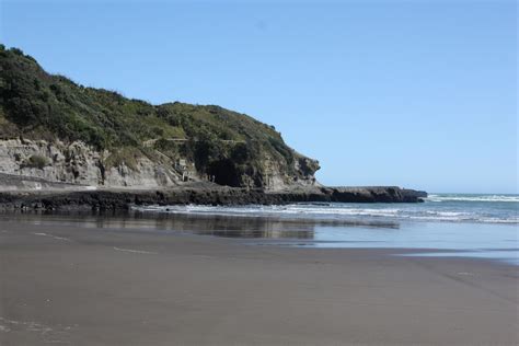 Muriwai Beach New Zealand Black Sand Blow Holes Beauty Brings