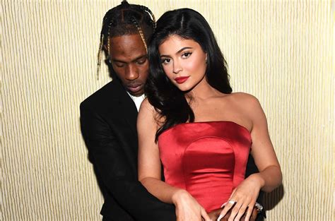 Kylie Jenner Teases Travis Scott ‘feels Like Summer Remix In New Kylie