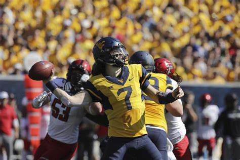 Free college football picks chosen with historic accuracy. Week 5 College Football Picks ATS | Wvu sports, College ...