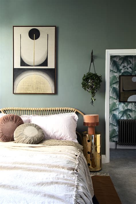 30 Green Accent Wall Bedroom Ideas Youll Want To Steal Foter