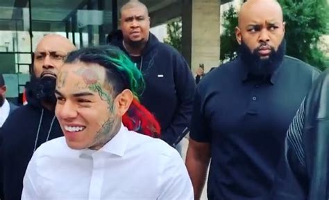 Tekashi 6ix9ine Bodyguard Shot In Shootout At Restaurant Realdealfm