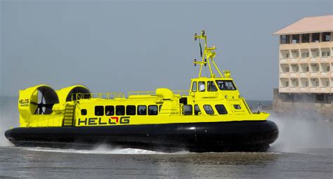 Worlds Largest Hovercrafts Hitting Speeds Up To 95 Mph Industry Tap