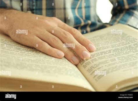 Cramming Book High Resolution Stock Photography And Images Alamy