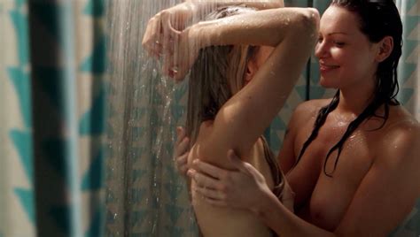 Nude Video Celebs Taylor Schilling Nude Laura Prepon Nude Orange Is The New Black S01e01 2013