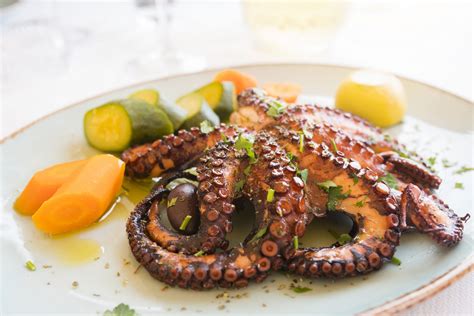 Best Greek Seafood Dishes To Try