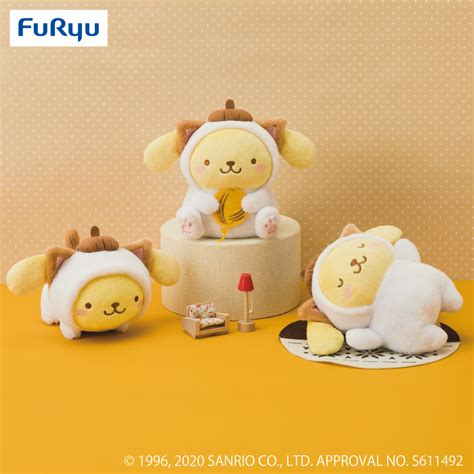 のんびり屋で、好きな言葉は「おでかけ」、嫌いな言葉は「おるすばん」。 くつ集めが趣味。 飼い主のお父さんの革ぐつ、お母さんのサンダルなど、片っぽずつ、こっそり隠している。 ミルクと、ふにゃふにゃしたものと、ママが作ったプリンが好き。 特技は、お昼寝とプリン体操。 ポムポムプリン なかよしこねこねこぬいぐるみ～ポムポム ...