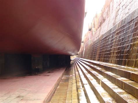 Choosing A Hull Form For Ships A Naval Architects Perspective