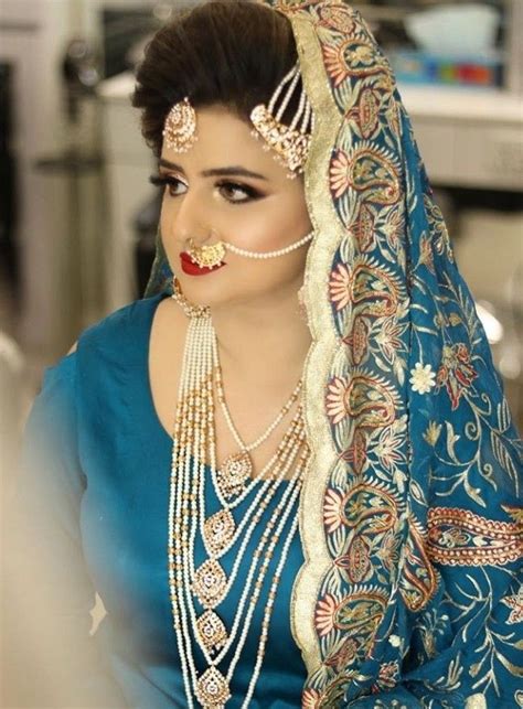 A muslim bride needs to wear a special muslim wedding dress with hijab on her wedding. Pakistani Bridal | Pakistani bridal, Pakistan bride ...
