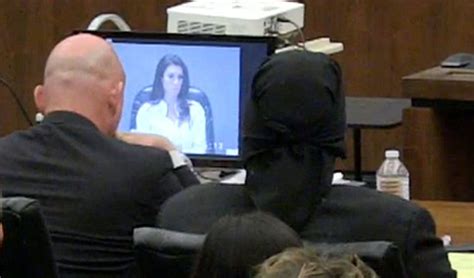 Hulk Hogan S Sex Tape Partner Heather Clem Cries In Court During Trial Daily Mail Online