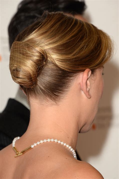 Watch Scarlett Johansson Make A Hairnet Look Sexy Glamour