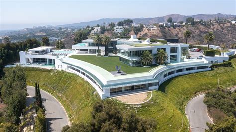 Largest Us House For Sale La Mansion Listed For Millions Is In Debt