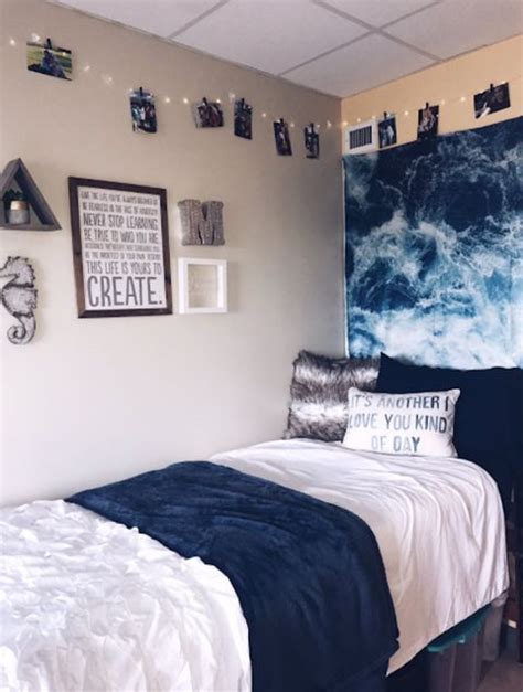 Find out how to decorate according to your aesthetic with these tips. 35 Best Dorm Color Schemes For Your Freshman Dorm Room