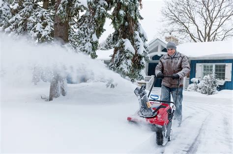 6 Tips For Making Snow Blowing Your Driveway Easier
