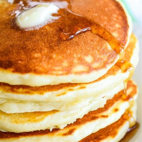 Best Buttermilk Pancakes Recipe