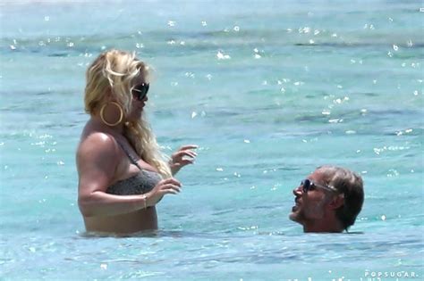 Jessica Simpson And Eric Johnson In The Bahamas April 2018 Popsugar Celebrity Photo 45