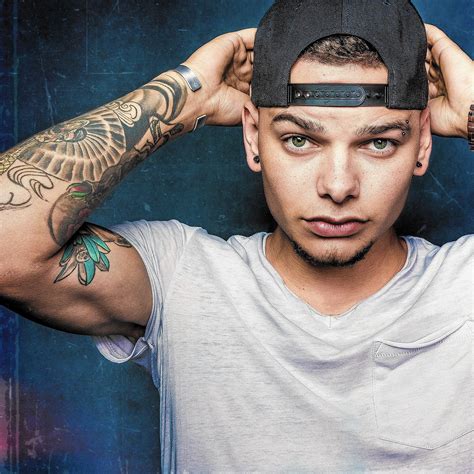 Kane Brown Out Of Nowhere Like Lightning Chicago Tribune