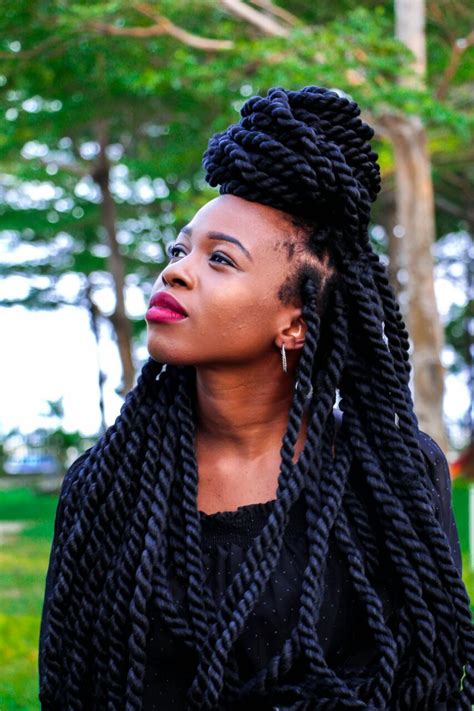 It's hard not to go gaga for ghana braids. Protective Styles: Brazilian Wool | Brazilian wool hairstyles, Short natural hair styles, Hair ...