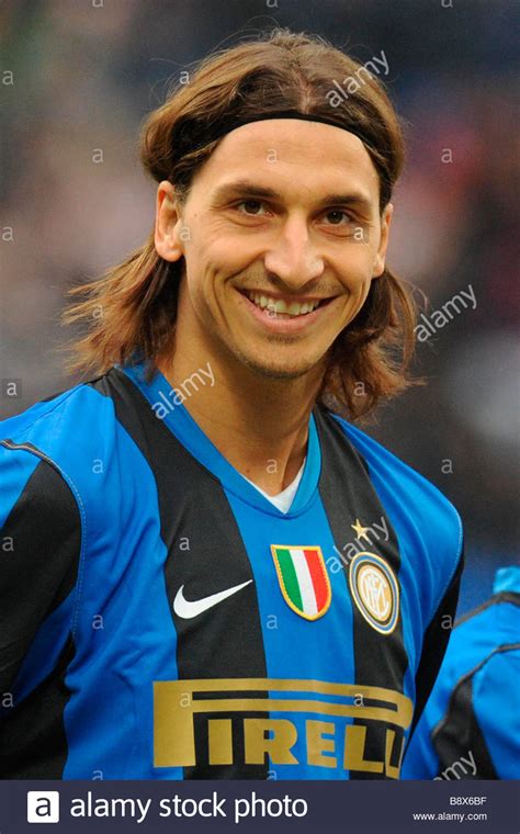 Highlights of all 66 goals scored by swedish striker zlatan ibrahimovic during his 117 inter appearances from 2006 to 2009 in serie a, coppa italia. Zlatan Ibrahimovic Stockfotos & Zlatan Ibrahimovic Bilder ...