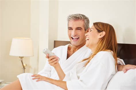 Why In Room Entertainment Is Important For Guest Experience
