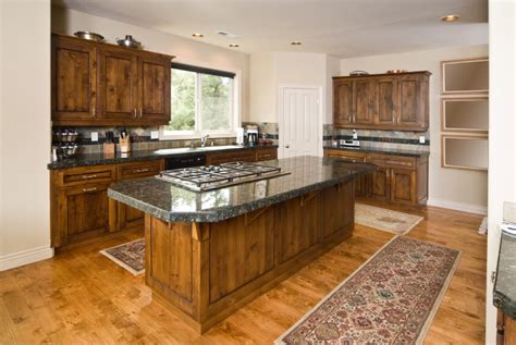 34 kitchens with dark wood floors pictures dark kitchen floors. 52 Enticing Kitchens with Light and Honey Wood Floors ...