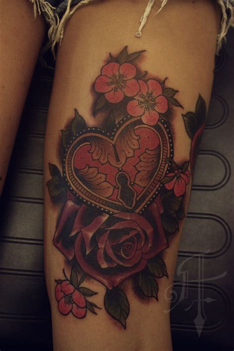 Pin By My Youbia On Heart Lock Tattoo Locket Tattoos Tattoos