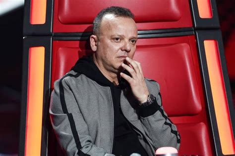 I due avevano riprovato a ricucire il rapporto che si era interrotto dopo anni felici e la nascita di un figlio. Gigi D'Alessio ha un nuovo amore di nome Denise Esposito?