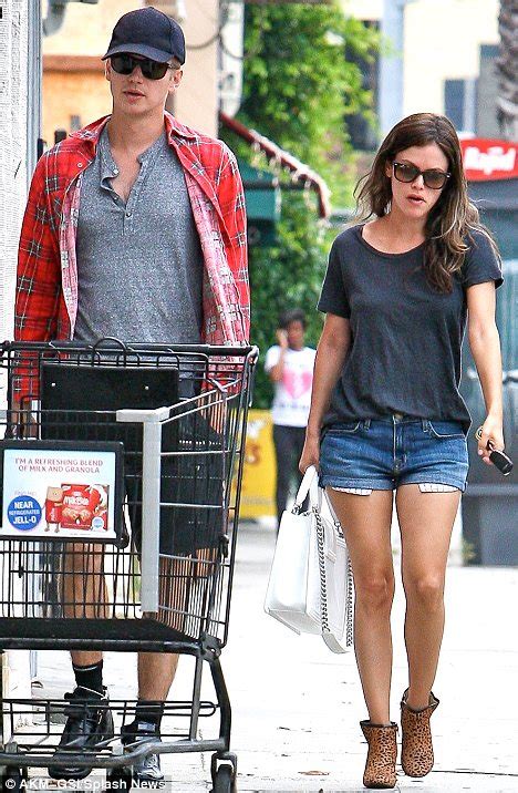 Rachel Bilson Shows Off Her Toned Pins In Daisy Dukes As She Steps Out