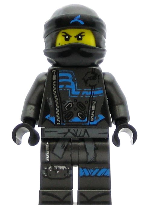 Lego Ninjago Minifigure Nya Hunted