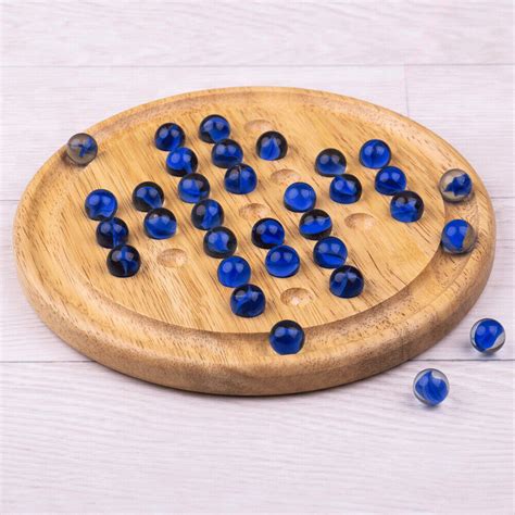 Bigjigs Toys Classic Wooden Solitaire Game Marbles Traditional Board