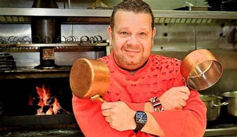 Alberto chicote regresó una vez más con «pesadilla en la cocina» para intentar salvar esta vez a la sidrería a cañada, un restaurante asturiano del madrileño barrio de lavapiés donde no todo es lo que parece. Vuelve Alberto Chicote con 'Pesadilla en la cocina' | La ...