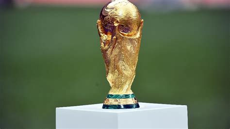 Бесплатно скачать 2018 world cup song в mp3. Watch France Lift World Cup Trophy After Win Vs. Croatia ...