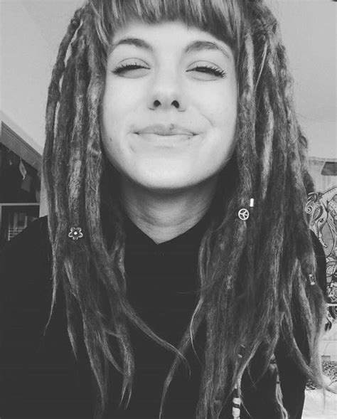 Shes Perfect 😍 Dreadlock Hairstyles Fringe Hairstyles Messy