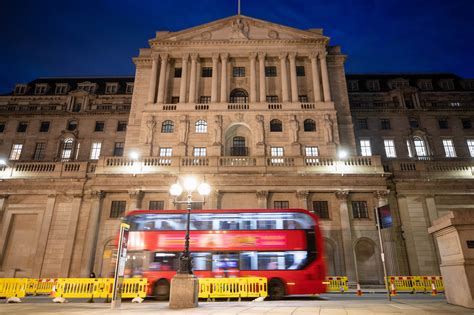 Bank Of England Confronts Darkening Outlook Decision Day Guide Bloomberg