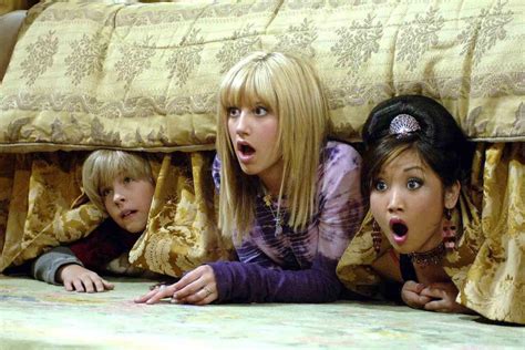 The Suite Life Of Zack And Cody Turns See Dylan Sprouse And Brenda Song S Sweet Tributes