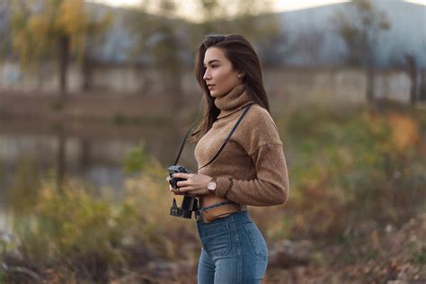 Wallpaper Women Outdoors Brunette Camera Jeans High Waisted Depth Of Field Profile