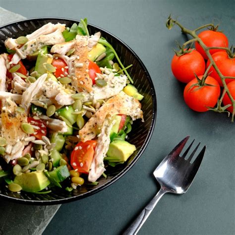 Si le principe est simplissime puisqu'il s'agit de c'est qu'une salade composée peut être express ou raffinée, légère ou généreuse… il y a les salades composées complètes pour tenir le coup toute la. 1001+ idées comment préparer la plus délicieuse salade ...