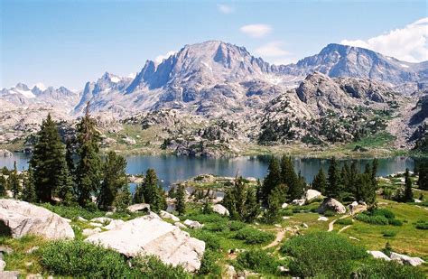 A veteran hunter helps an fbi agent investigate the . Wind River Range Titcomb Basin from the south : Photos ...