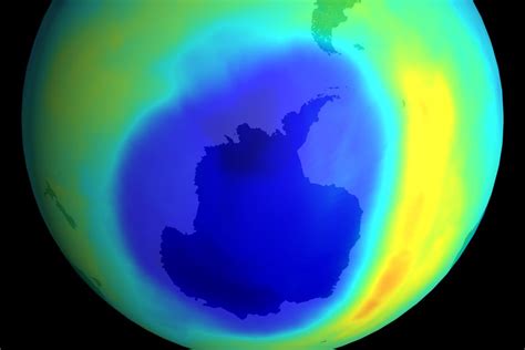 u n panel says ozone layer will recover in about 40 years