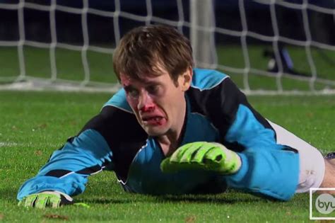 Yale S Goalkeeper Saves 5 Penalties With His Face In Funny New Sketch Funny Hilarious Tar
