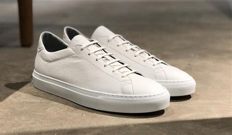 Top 12 Mens White Sneakers For 2020