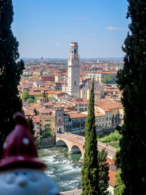 Verona, Italy - The city of love and vivid social life - Start Escape!