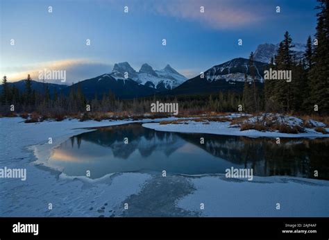 Three Sisters Canmore Banff Canada Stock Photo Alamy